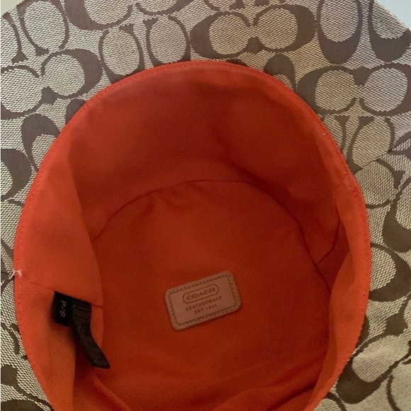 Coach Signature Men’s Bucket Hat - Picture 9 of 12